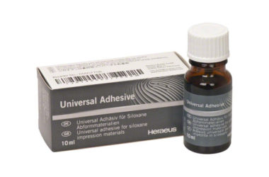 Universal adhesive heraeus  